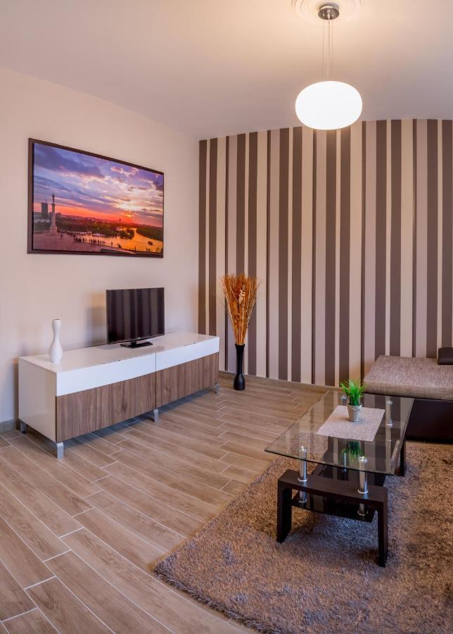 Apartment Dositejeva 13 Belgrado Esterno foto