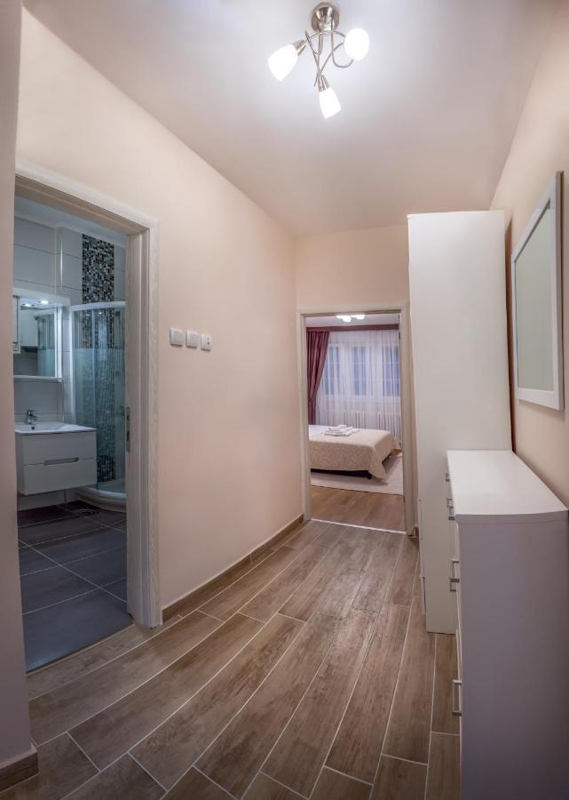 Apartment Dositejeva 13 Belgrado Esterno foto
