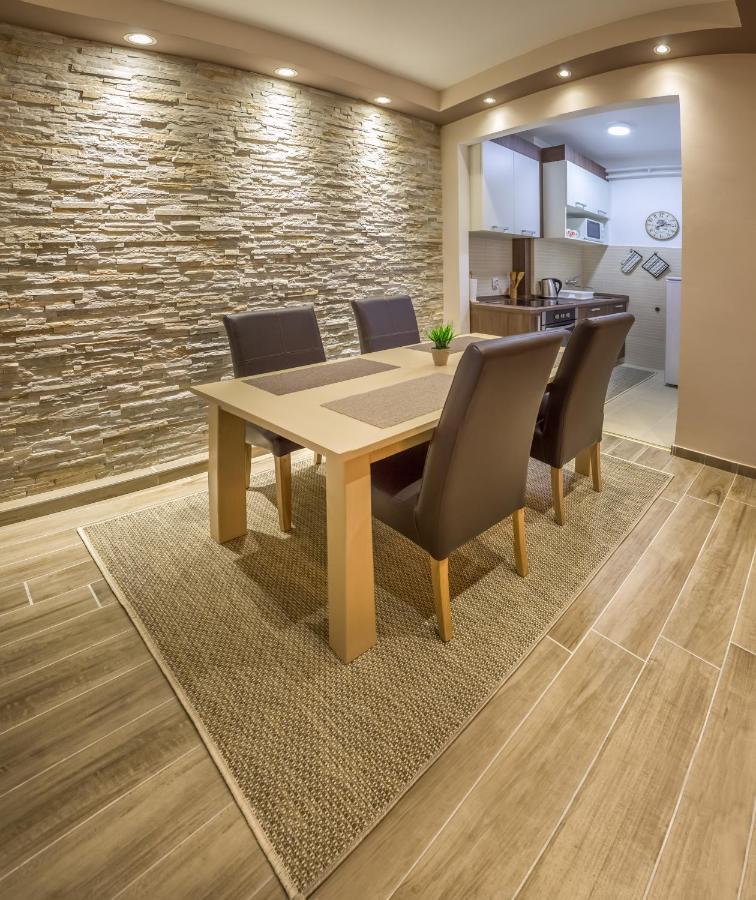 Apartment Dositejeva 13 Belgrado Esterno foto