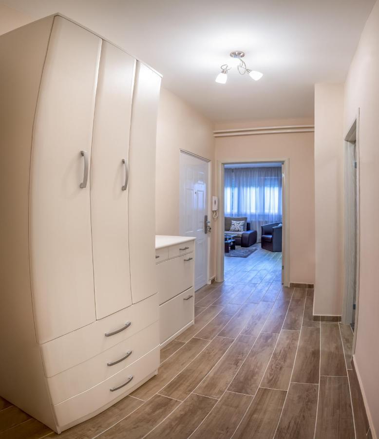 Apartment Dositejeva 13 Belgrado Esterno foto